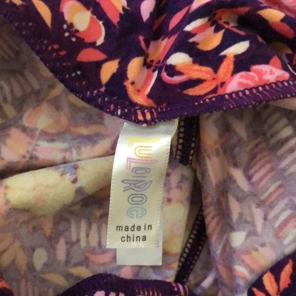 LuLaRoe Floral Leggings - Picture 3 of 3